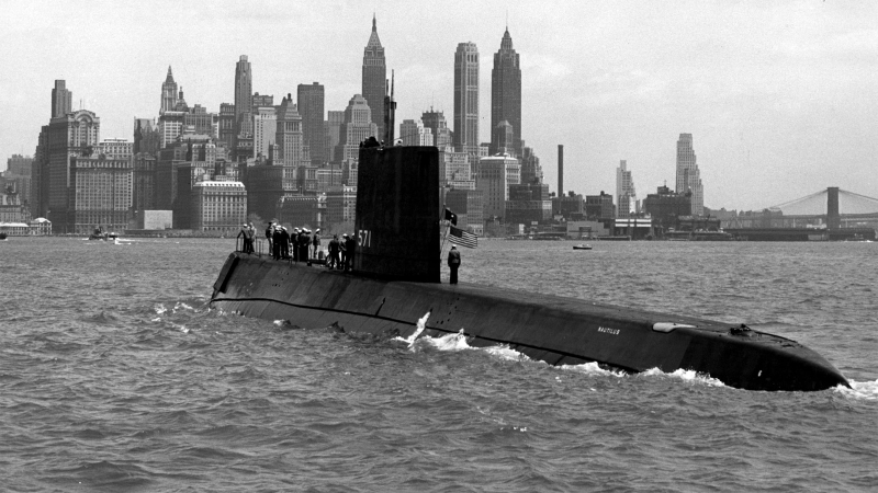 Illustration for article titled The World's First Nuclear Submarine Was Launched 60 Years Ago